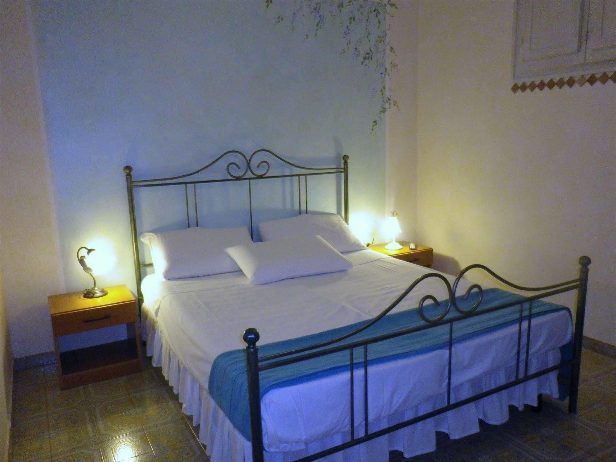 Elisart Guest House Alguer Exterior foto